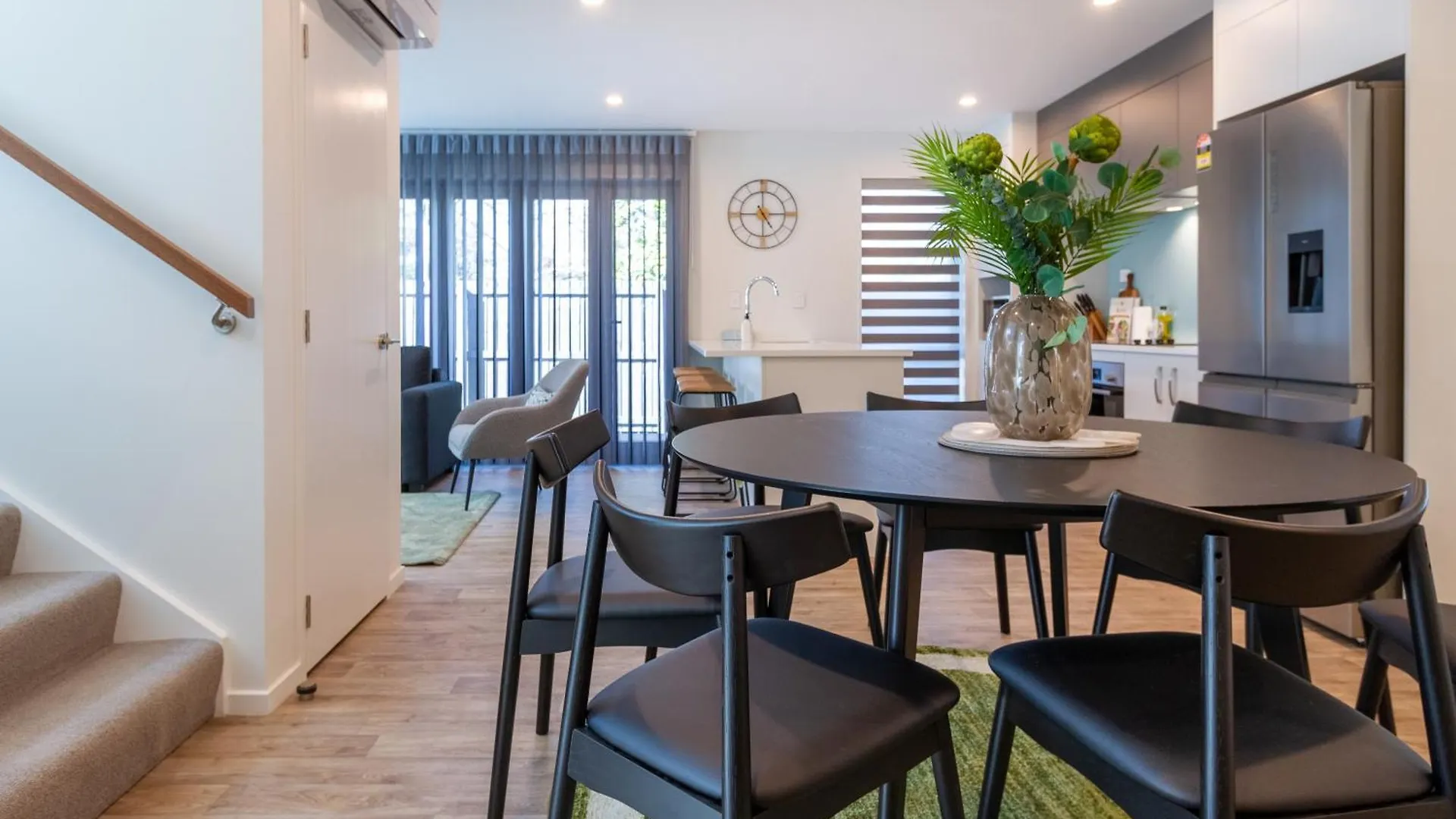 Park And Stay 4Br Townhouse Near Avon River Christchurch Apartment